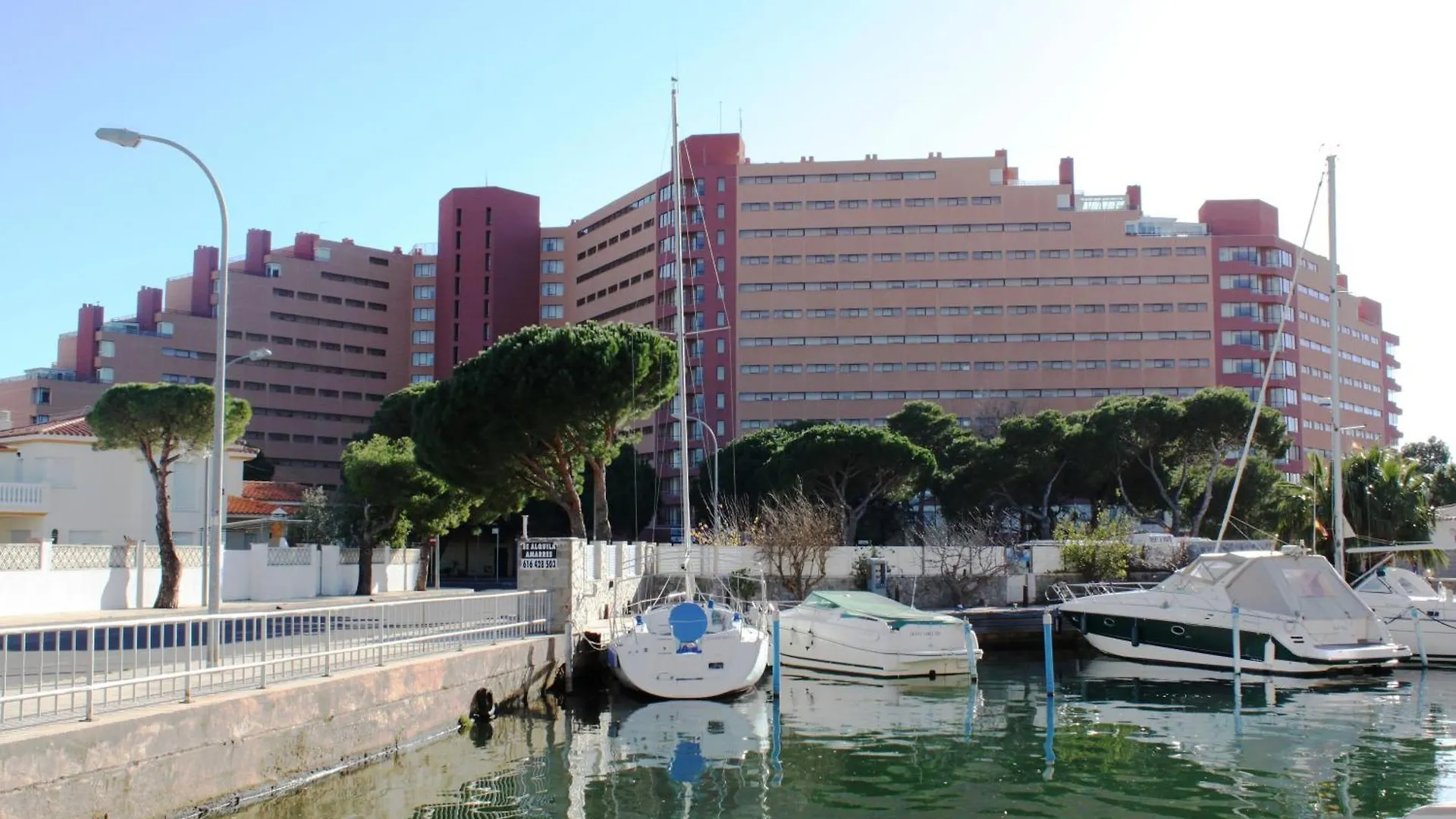 Studios Isla De Rosas Tramuntana 42 Daire Roses