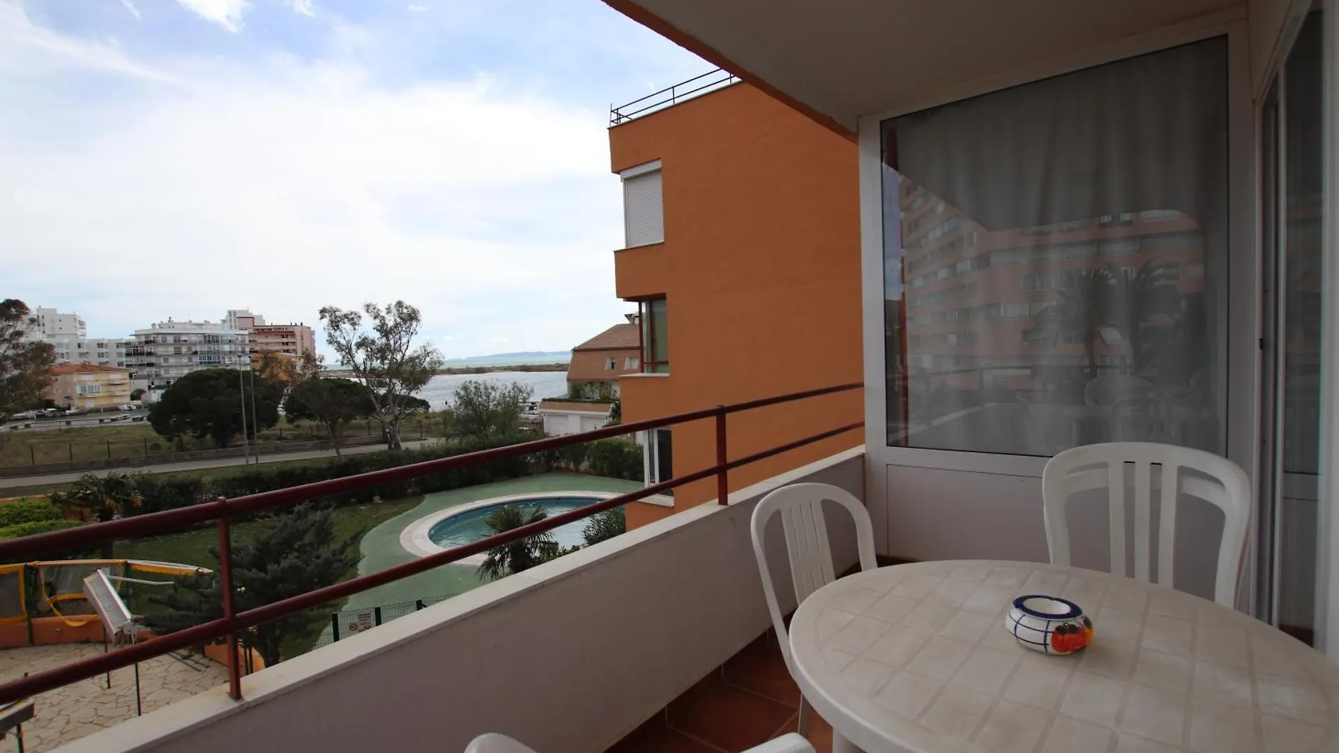 Daire Studios Isla De Rosas Tramuntana 42 İspanya